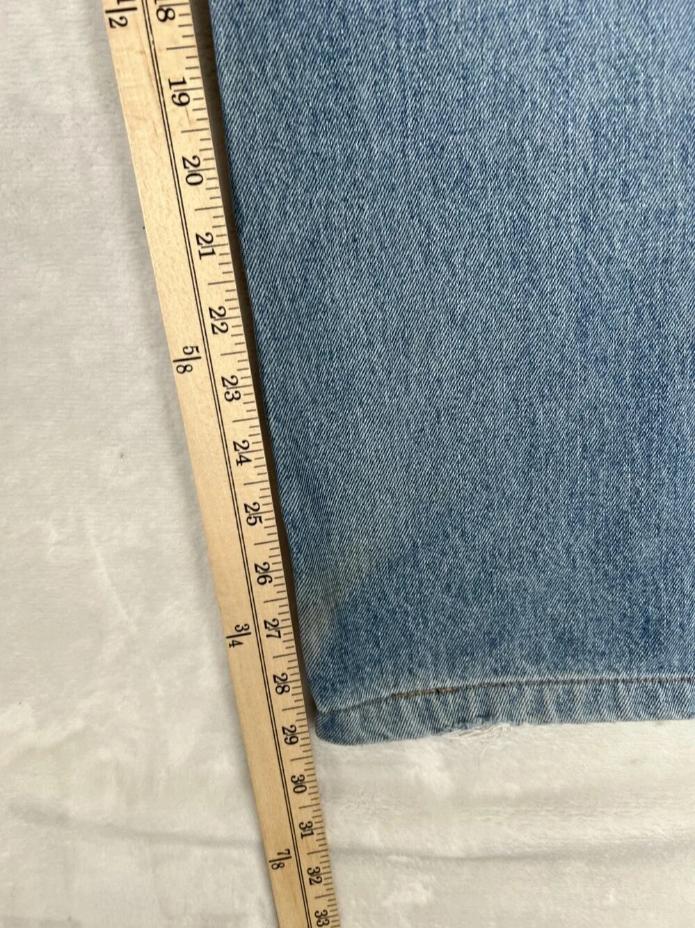 Vintage Levi’s 550 Denim Jeans Size 36x29 Medium Wash Distress Y2K Altered